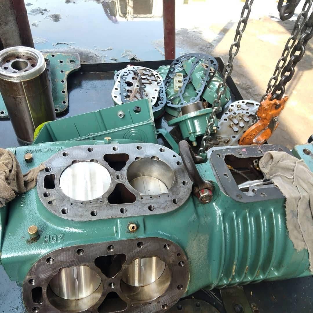 Bitzer compressor major overhaul in progress